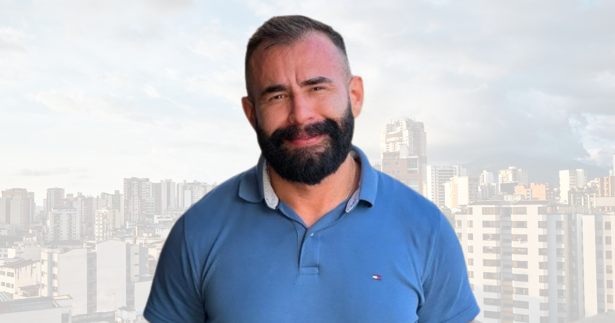 portada carlos bueno
